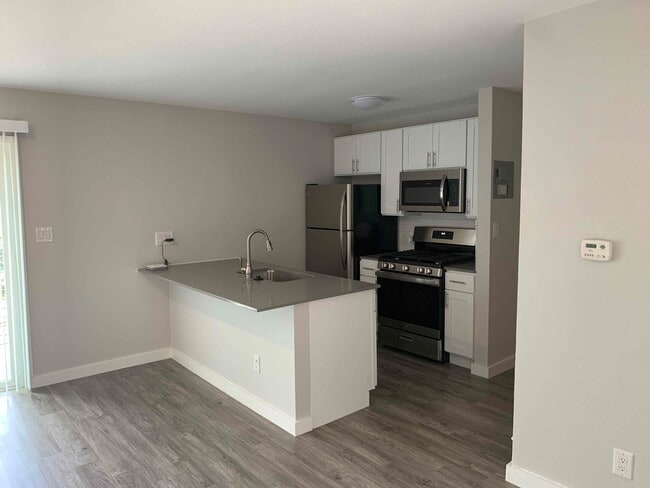 Mueller Square Apartments