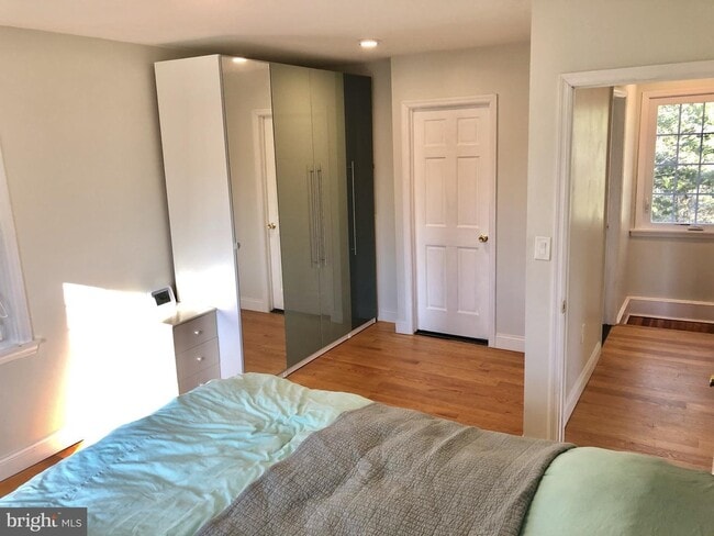 Photo - 329 Browning Ln