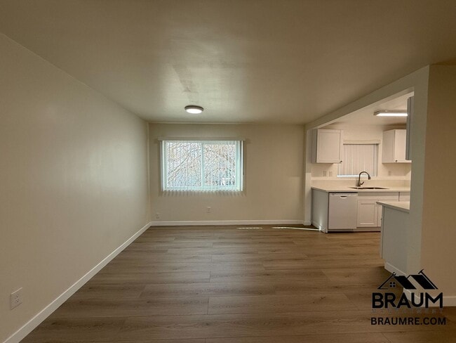 Photo - 5611 Fulcher Ave Unit 13