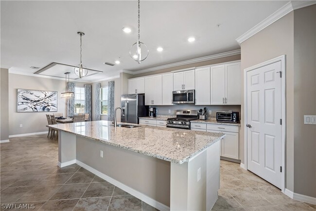 Building Photo - 15951 Grassland Ln