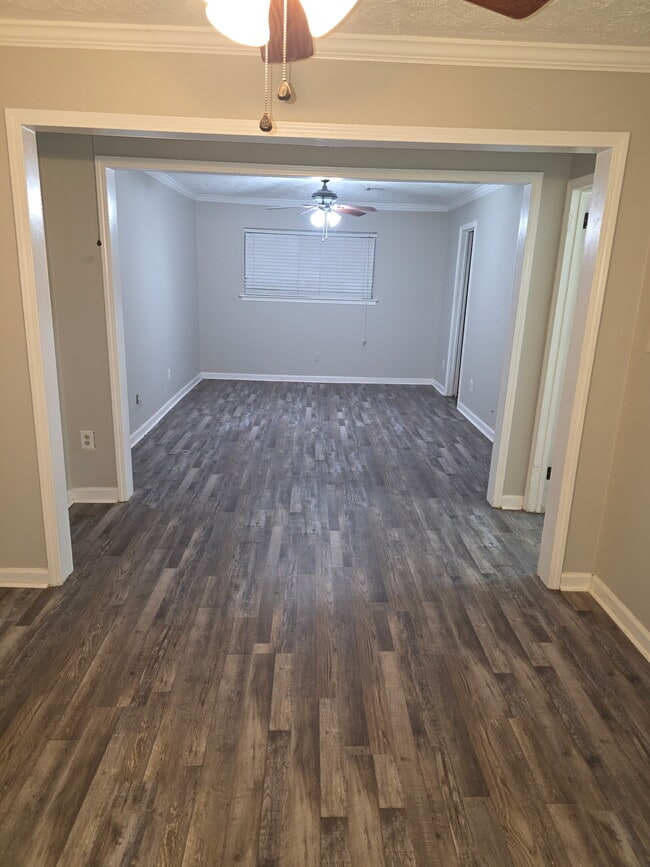 Photo - 3029 Dobbs Dr