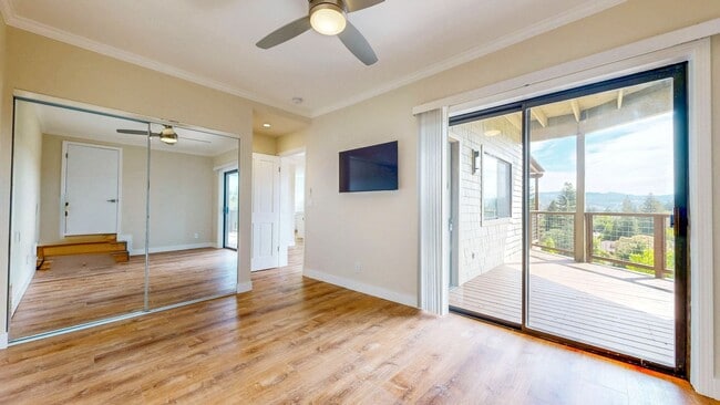 Photo - 1600 Sylvaner Ave Unidad A