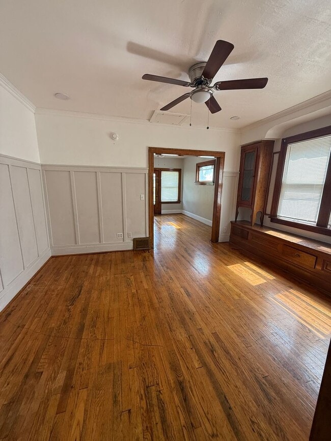 Building Photo - 1566 W 116th St Unit THREE Rental