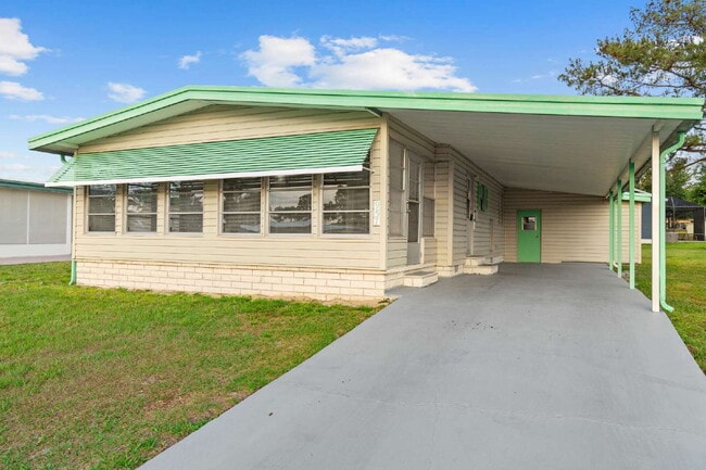 Photo - Charming Updated Home Near Spanish Springs in The Villages