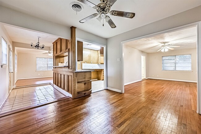 Photo - 6425 N Ridgecrest Dr