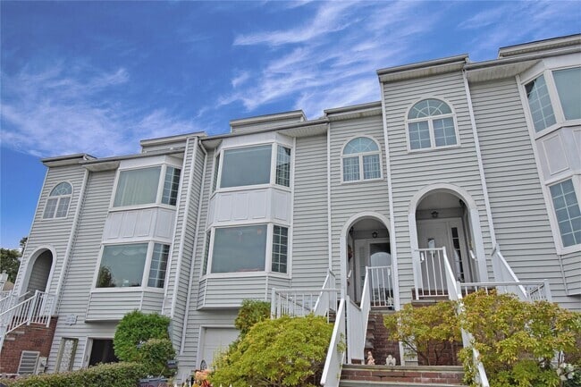 Building Photo - 241 Oak Park Dr Unit 57B Rental