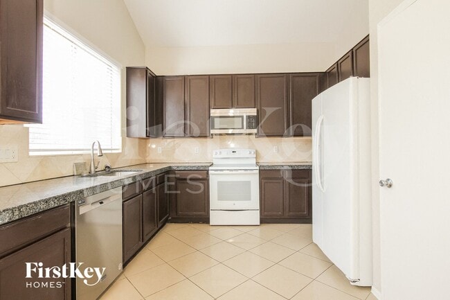 Photo - 15954 N Naegel Dr