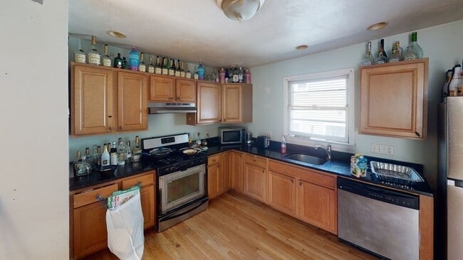 Photo - 24 Chester St Unit 1