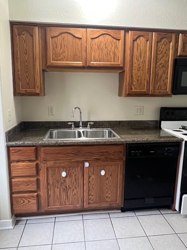 Photo - 2020 Jean Lafitte Pkwy