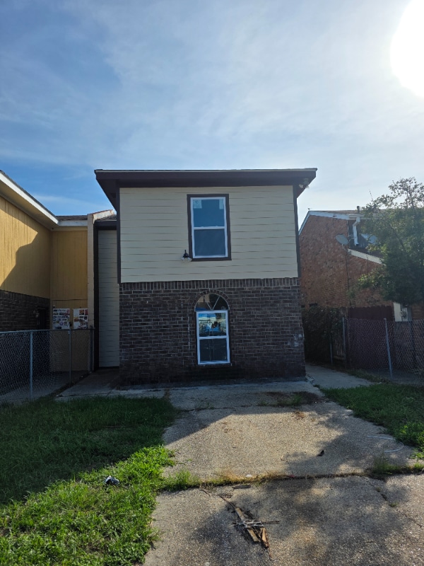 Building Photo - 7831 Sail St Rental