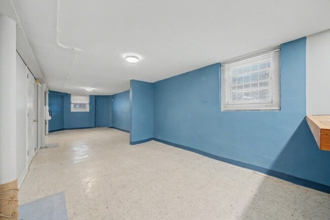 Photo - 2206 N Kostner Ave Unit B