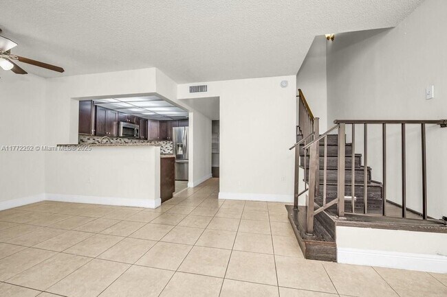 Photo - 9050 NW 28th St