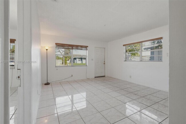 Photo - 2140 NW 21st Terrace Unit N