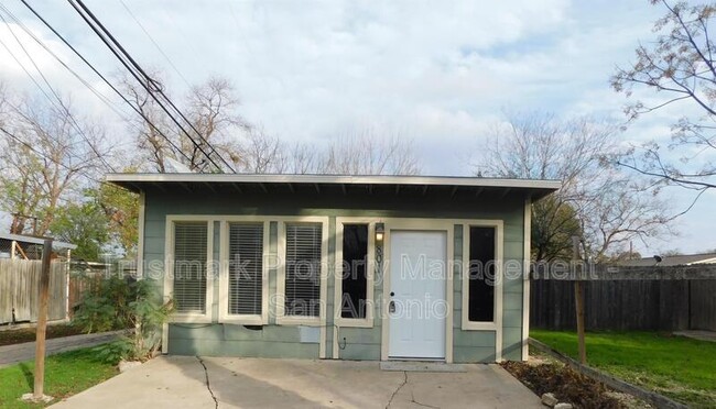 Building Photo - 801 Rittiman Rd