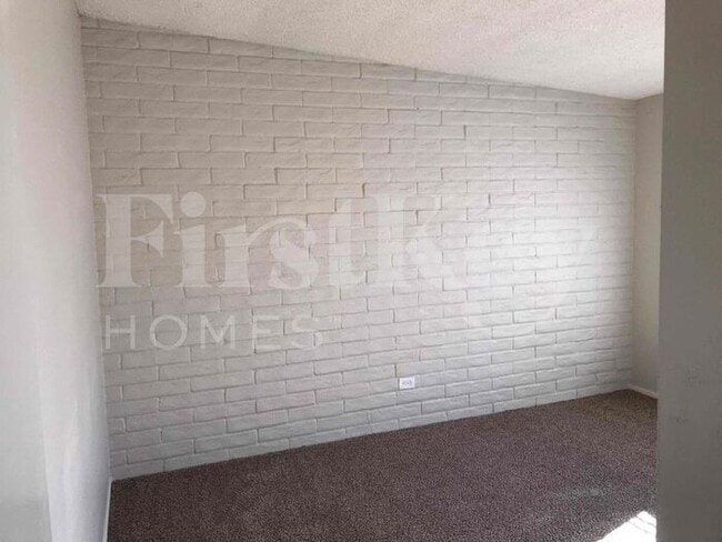 Photo - 1158 E Concorda Dr