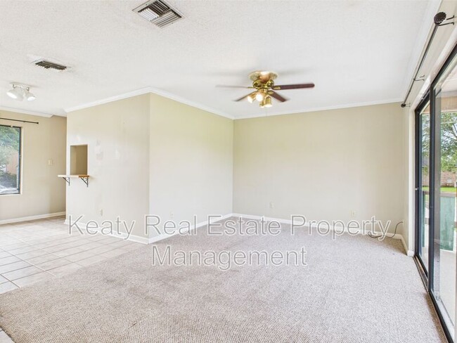 Building Photo - 307 Cougar Ridge