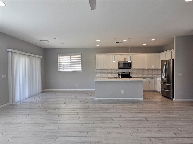 9853 Fisher Bay Ct