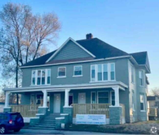 Building Photo - 913 S Main St Rental