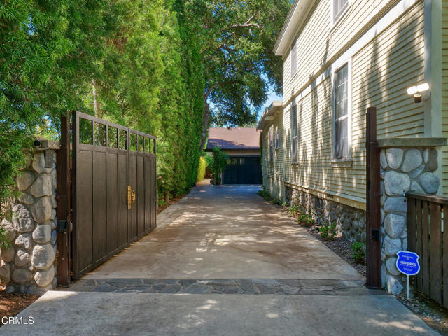 Photo - 475 Cypress Ave
