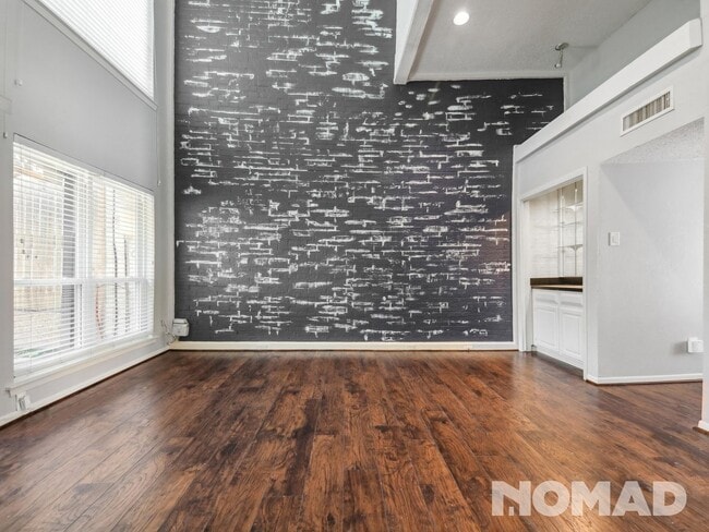 Photo - 2908 Country Pl Cir