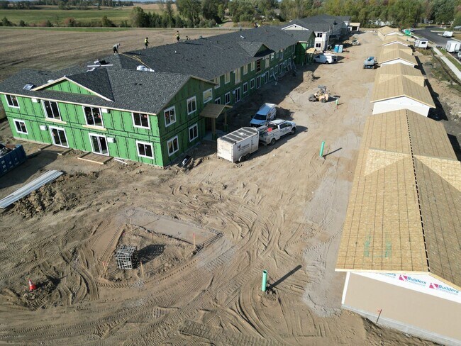 Photo - Winsted Fields Apartments