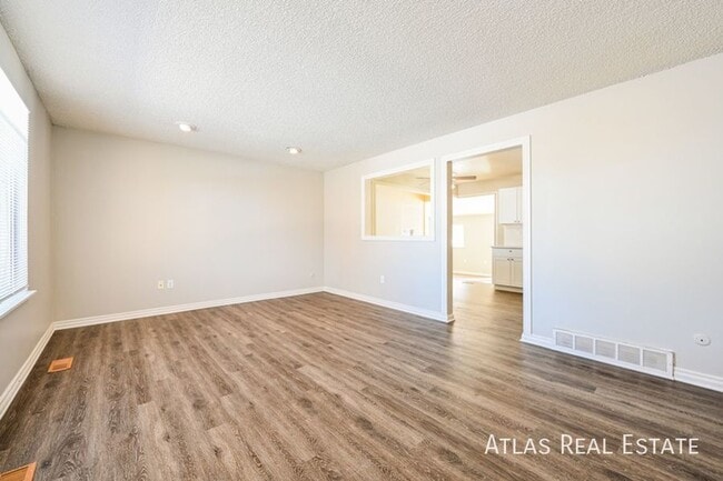 Photo - 15876 E Cornell Pl