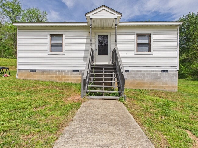 Building Photo - 711 W 3rd Ave