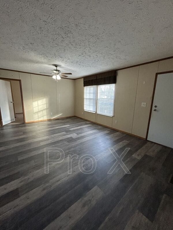 Photo - 307 E Adams St