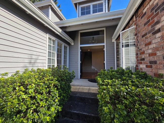 Photo - 4Bd/2.5Ba Bellevue House