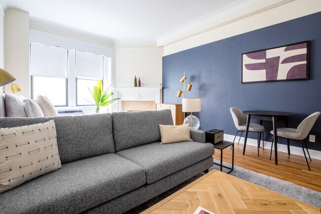 Photo - 62 Boylston St Unit FL5-ID1078