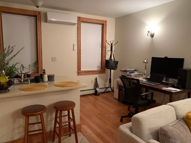 Photo - 19 Phillips St Unit 1