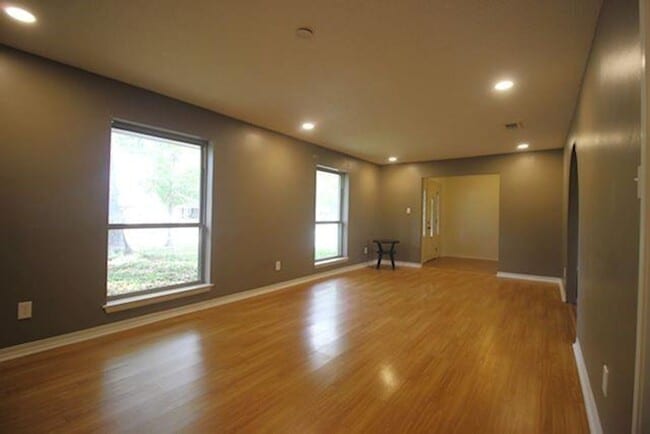 Photo - Bon Village 4 BR 2 Bath home