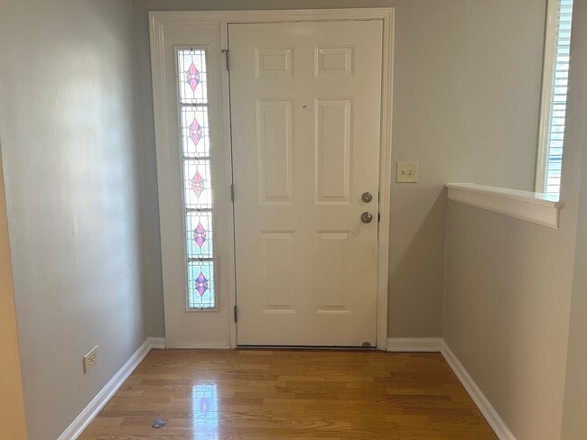 Photo - 1227 S Parkside Dr