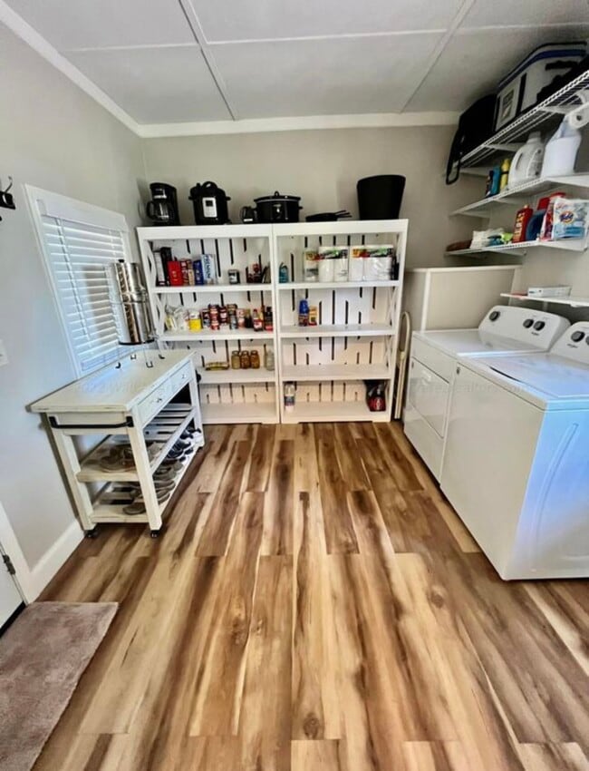 Photo - 705 16th Ave