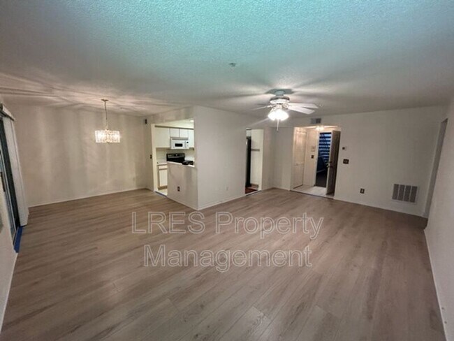 1040 Loch Vail Unit 12 -