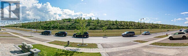 Photo - 747 Langford Blvd.