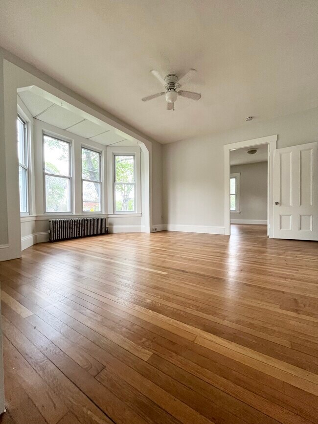 Photo - 150 Main St Unit 1