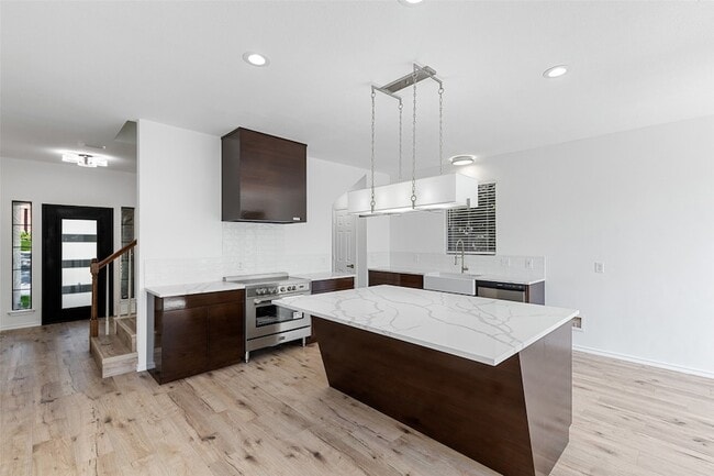 Photo - 2601 Kimberly Dr