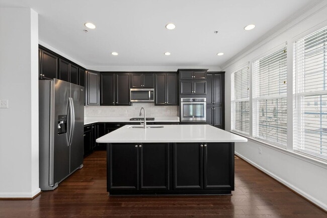 Photo - 4204 WOODSPRING Ln