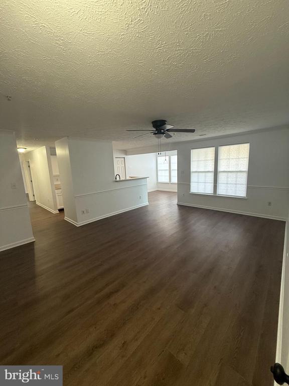 Building Photo - 6413 Weatherby Ct Unit D