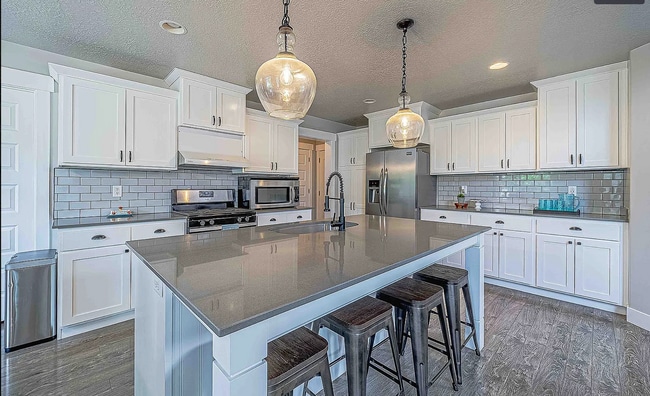 Photo - 831 S Cottage Side Ln