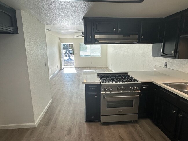 Photo - 1532 S Linwood St Unit 1532