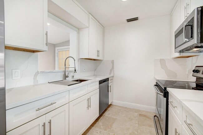 Photo - 15021 Jackson Rd
