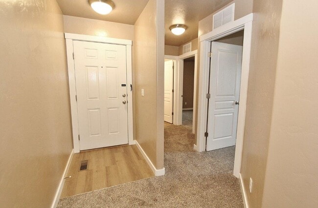 Photo - Spacious Single-Level Home on Cul-De-Sac