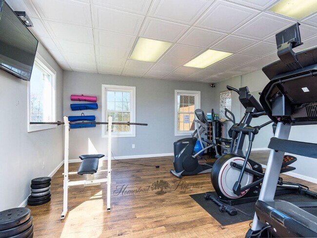 Photo - Updated 3 Bedroom / 2 Bath Home on Lamont