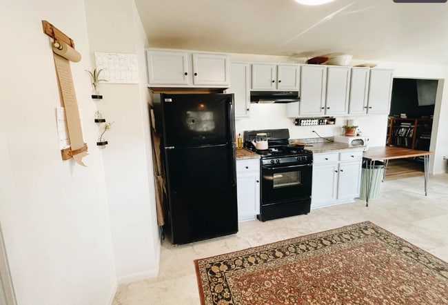 Photo - 4 bedroom house available SOON!