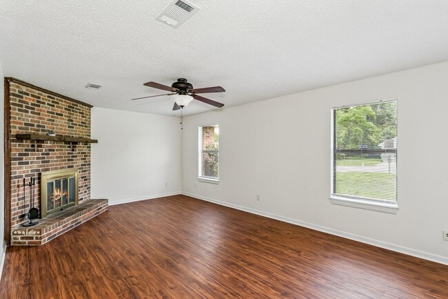 Photo - Minutes to NAS Pensacola & Corry Station – Convenient Coastal Living
