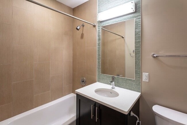 Photo - 33 Rogers St Unit 406