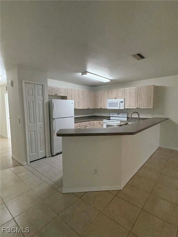 Photo - 1321 Diplomat Pkwy E