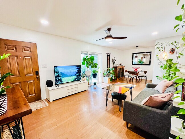 Photo - 7801 Shoal Creek Blvd Unit 148